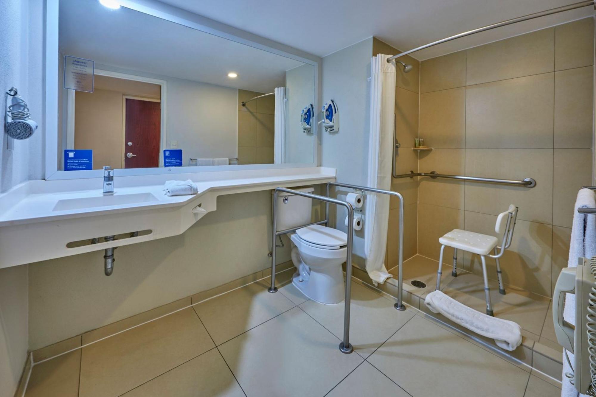 City Express By Marriott Manzanillo Exterior foto